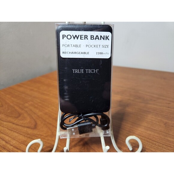 True Tech 2200 mAh Rubberized Pocketsize Power Bank ~ Phone Charger ~ New - Picture 1 of 4